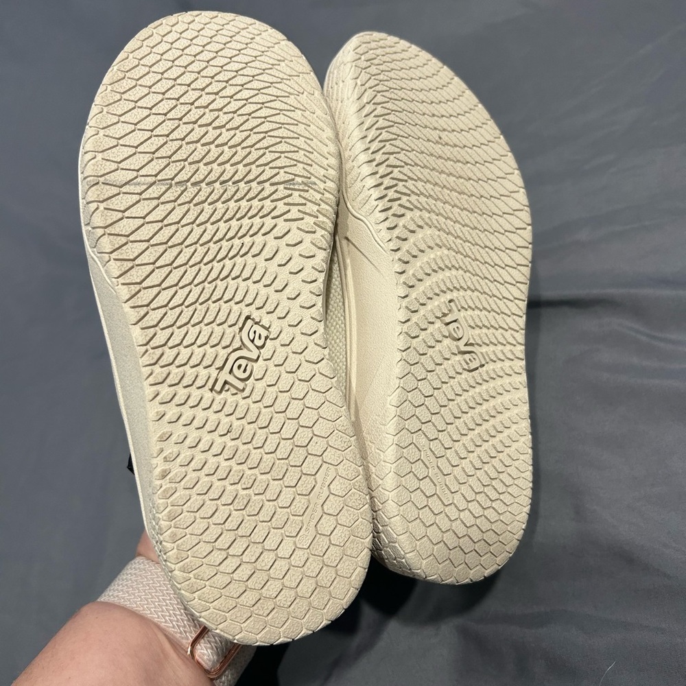 Teva Terra Canyon Mesh Cream Canvas Sneakers Womens Size 5.5 Men’s Size 4 Hiking - Picture 7 of 7